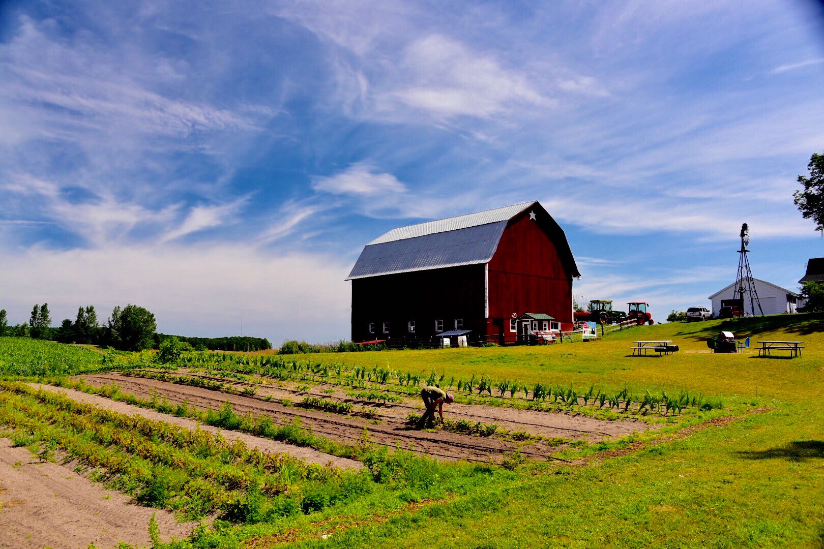 1519176260518085194.jpg 210269288.jpg